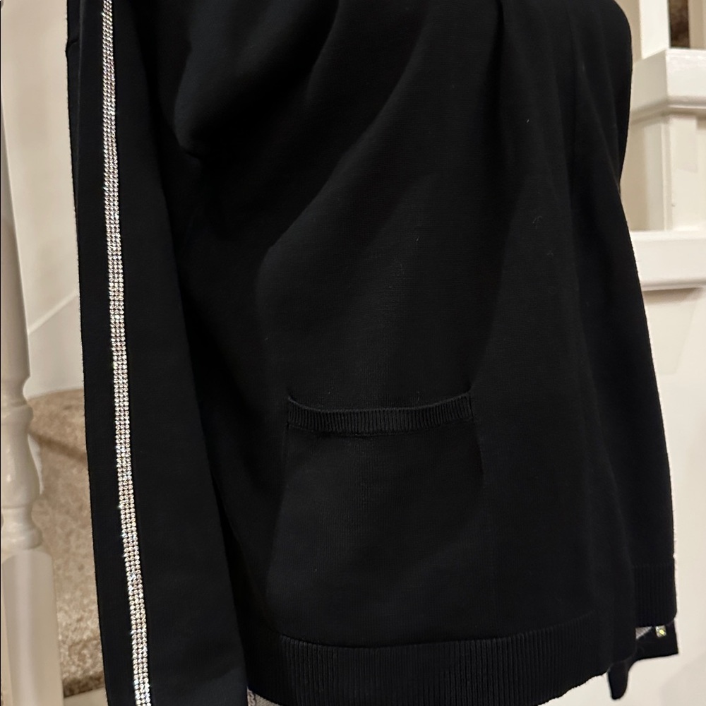 Nwot. Rhinestone sweater - Picture 4 of 8